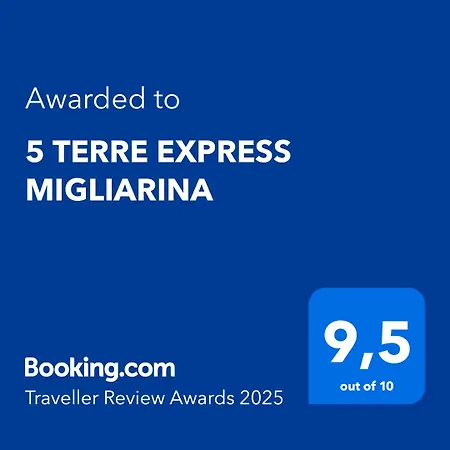 5 Terre Express Migliarina - Near Train Station * La Spezia